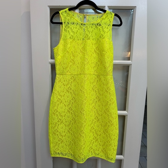 J. Crew Sleeveless Neon Chartreuse Lace Overlay Back Zip Dress Size 8 Medium NWT - Picture 3 of 16